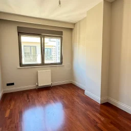 Academy Caddebostan  Bağdat Caddesi'ne 5.bina Satılık 4+1 Boş Daire