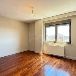 Academy Caddebostan  Bağdat Caddesi'ne 5.bina Satılık 4+1 Boş Daire
