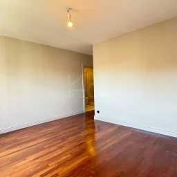 Academy Caddebostan  Bağdat Caddesi'ne 5.bina Satılık 4+1 Boş Daire