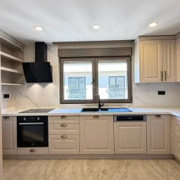Academy Caddebostan  Bağdat Caddesi'ne 5.bina Satılık 4+1 Boş Daire