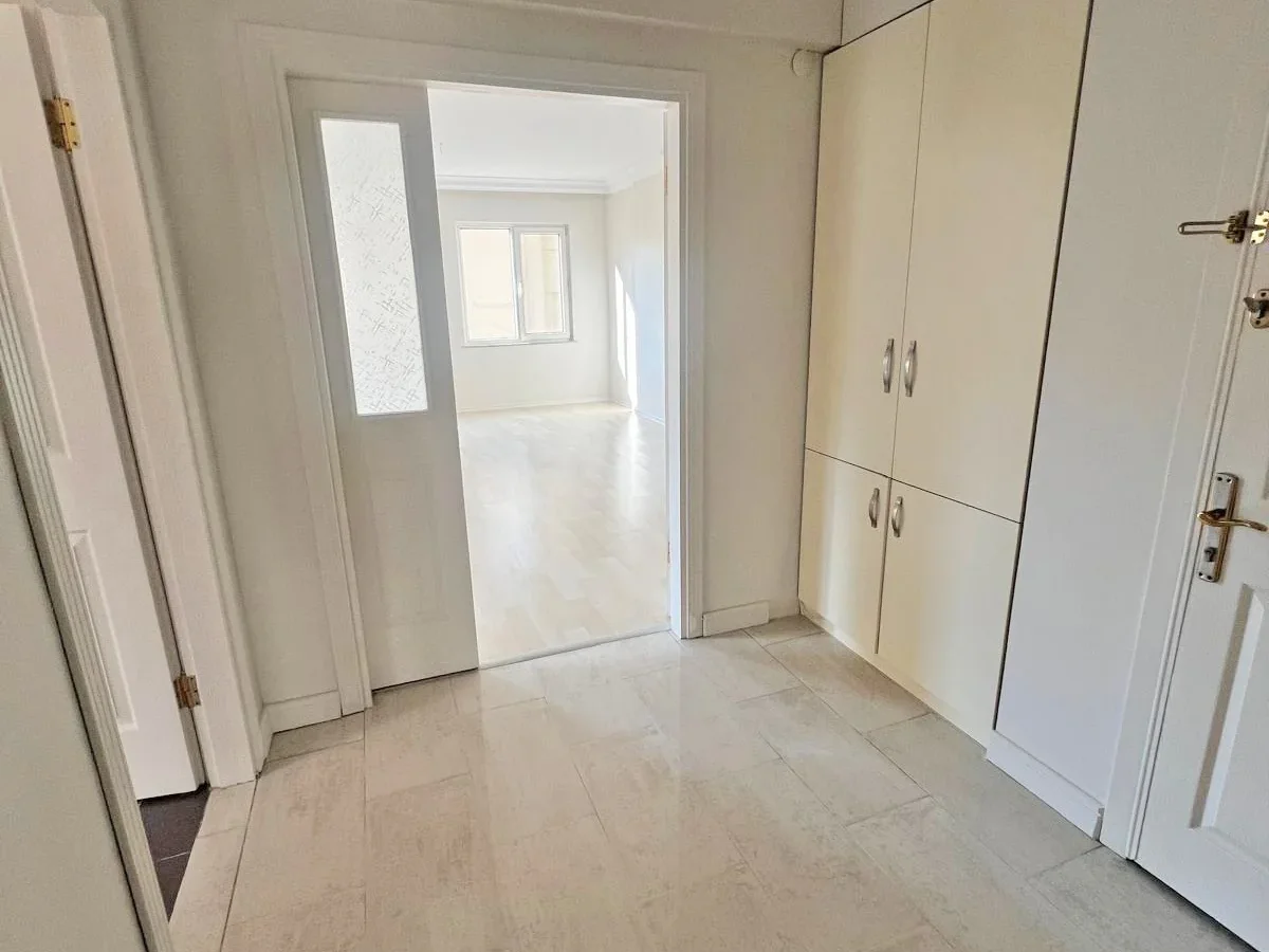 Bağdat Cad. Erenköy'ün En Güzel Yerinde Geniş 2+1 Kiralık Daire