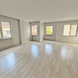 Bağdat Cad. Erenköy'ün En Güzel Yerinde Geniş 2+1 Kiralık Daire
