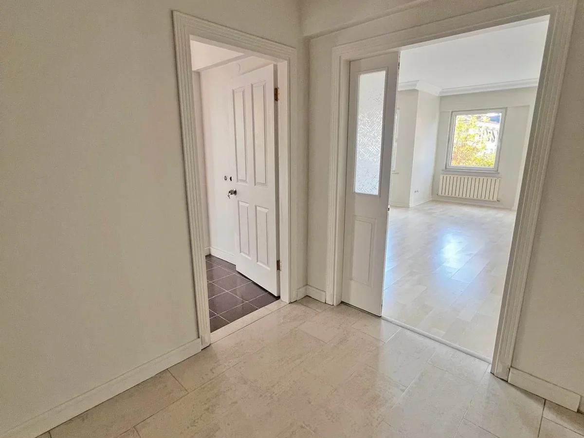 Bağdat Cad. Erenköy'ün En Güzel Yerinde Geniş 2+1 Kiralık Daire