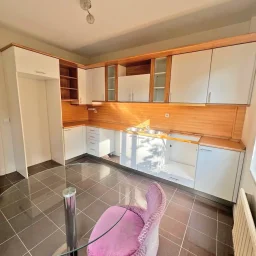 Bağdat Cad. Erenköy'ün En Güzel Yerinde Geniş 2+1 Kiralık Daire