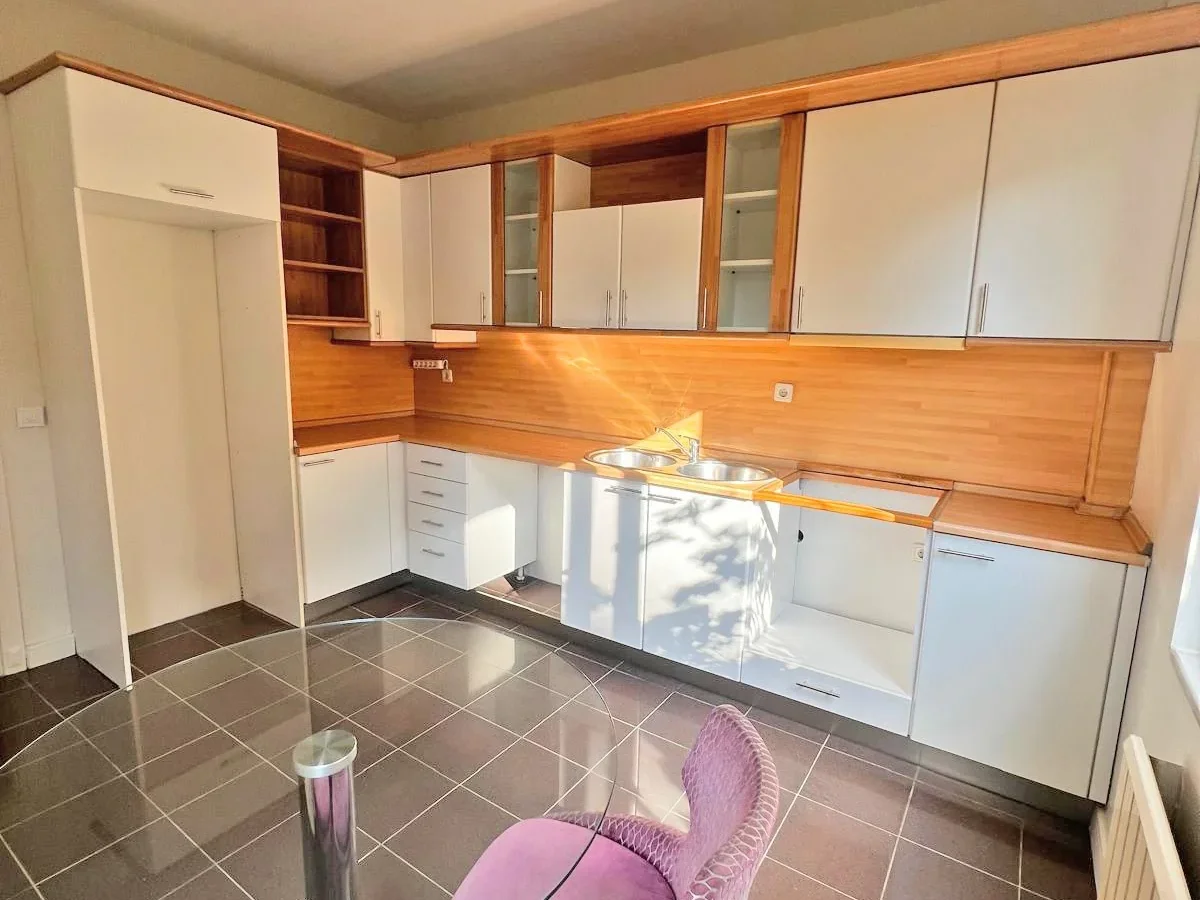 Bağdat Cad. Erenköy'ün En Güzel Yerinde Geniş 2+1 Kiralık Daire