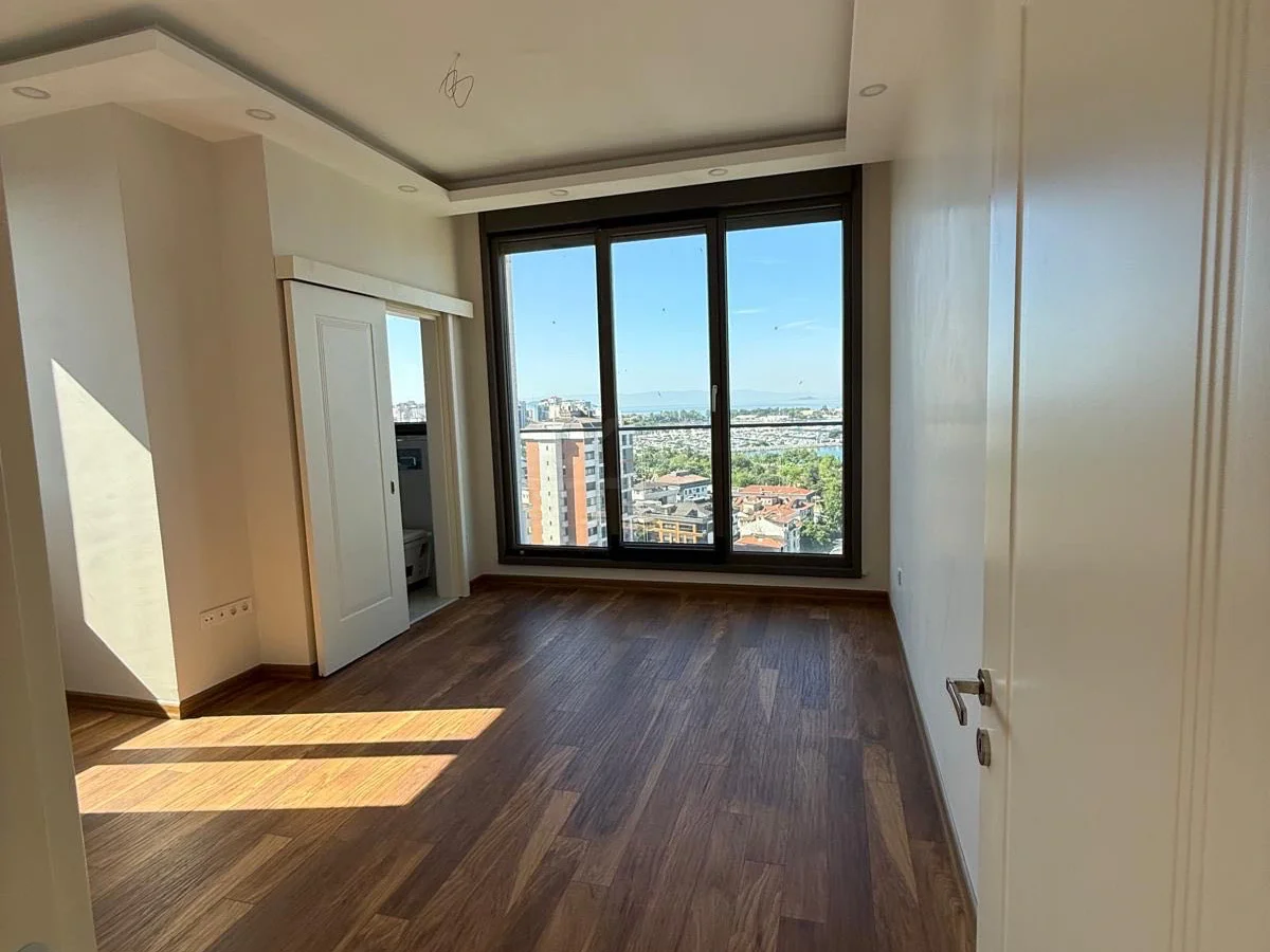 Academy Fenerbahçe Kalamış Panoramik Deniz Manzaralı 125 M2 Net Satılık 3+1