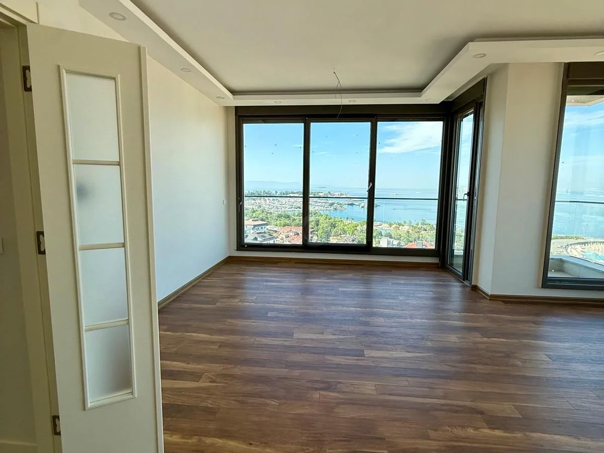 Academy Fenerbahçe Kalamış Panoramik Deniz Manzaralı 125 M2 Net Satılık 3+1
