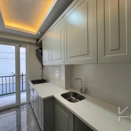 Laci̇vert Cadde Çi̇ftehavuzlar Bağdat Yakini Sifir 3+1