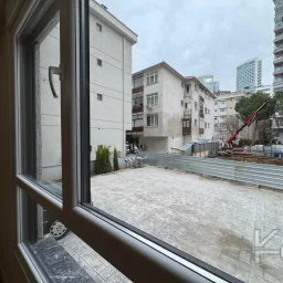 Laci̇vert Cadde Çi̇ftehavuzlar Bağdat Yakini Sifir 3+1