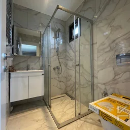 Laci̇vertcadde Ömerpaşa Sifir Ebeveynli̇ Balkonlu 105m² Net 3+1