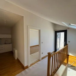Laci̇vertcadde Erenköy Güvenli̇kli̇ Havuzlu Terasli 205m² Net 4+2