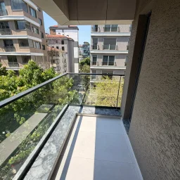 Lacivertcadde Gayrimenkul Caddeye 1. Paralelde 100m² Net 3+1 Sıfır Ara Kat