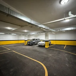 Lacivertcadde Gayrimenkul Caddeye 1. Paralelde 100m² Net 3+1 Sıfır Ara Kat