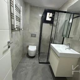 Laci̇vert Cadde Suadi̇ye Sifir 73m² Net 2+1