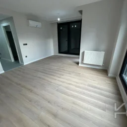 Laci̇vert Cadde Suadi̇ye Sifir 73m² Net 2+1