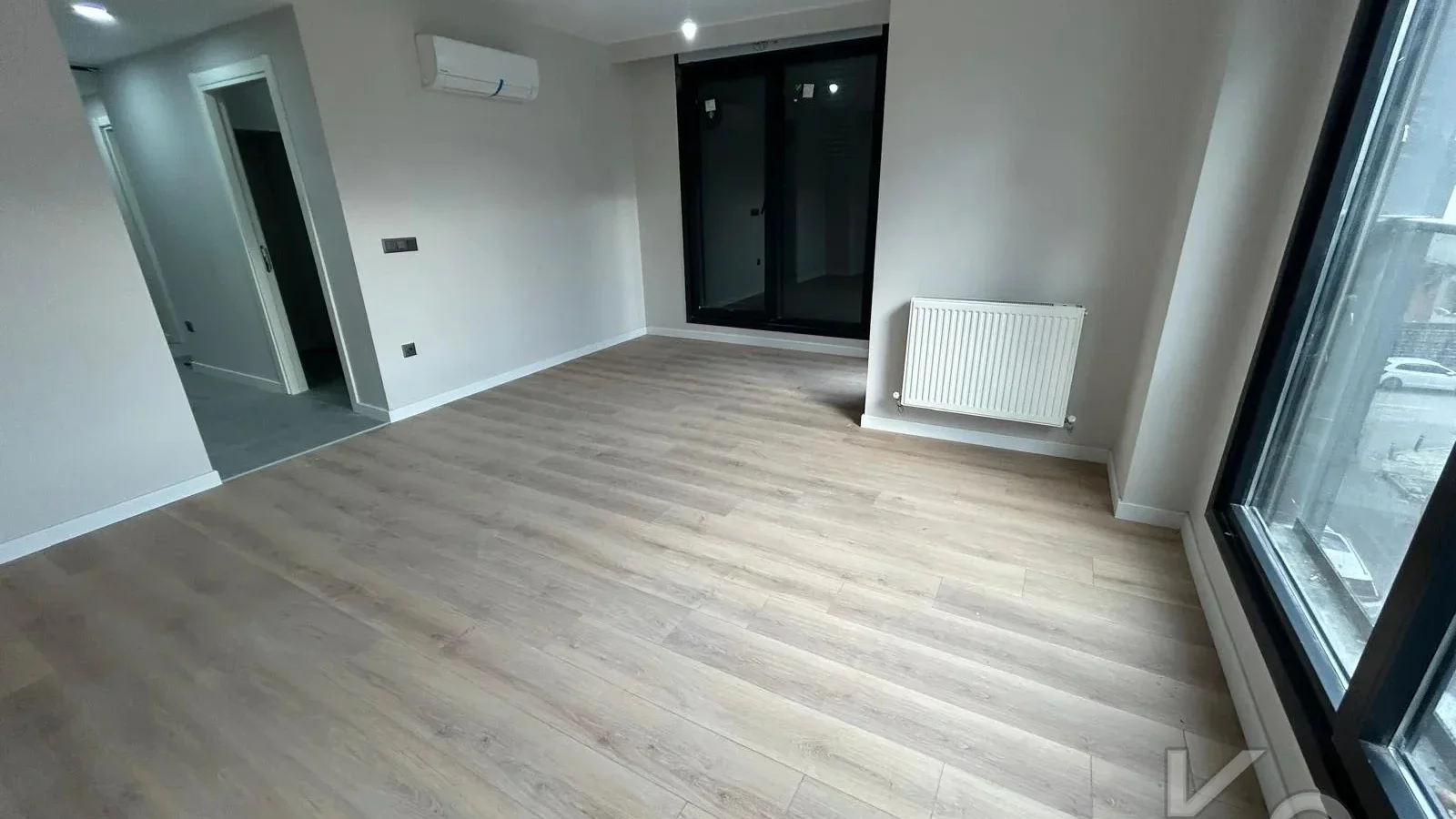 Laci̇vert Cadde Suadi̇ye Sifir 73m² Net 2+1