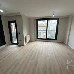 Laci̇vert Cadde Suadi̇ye Sifir 73m² Net 2+1