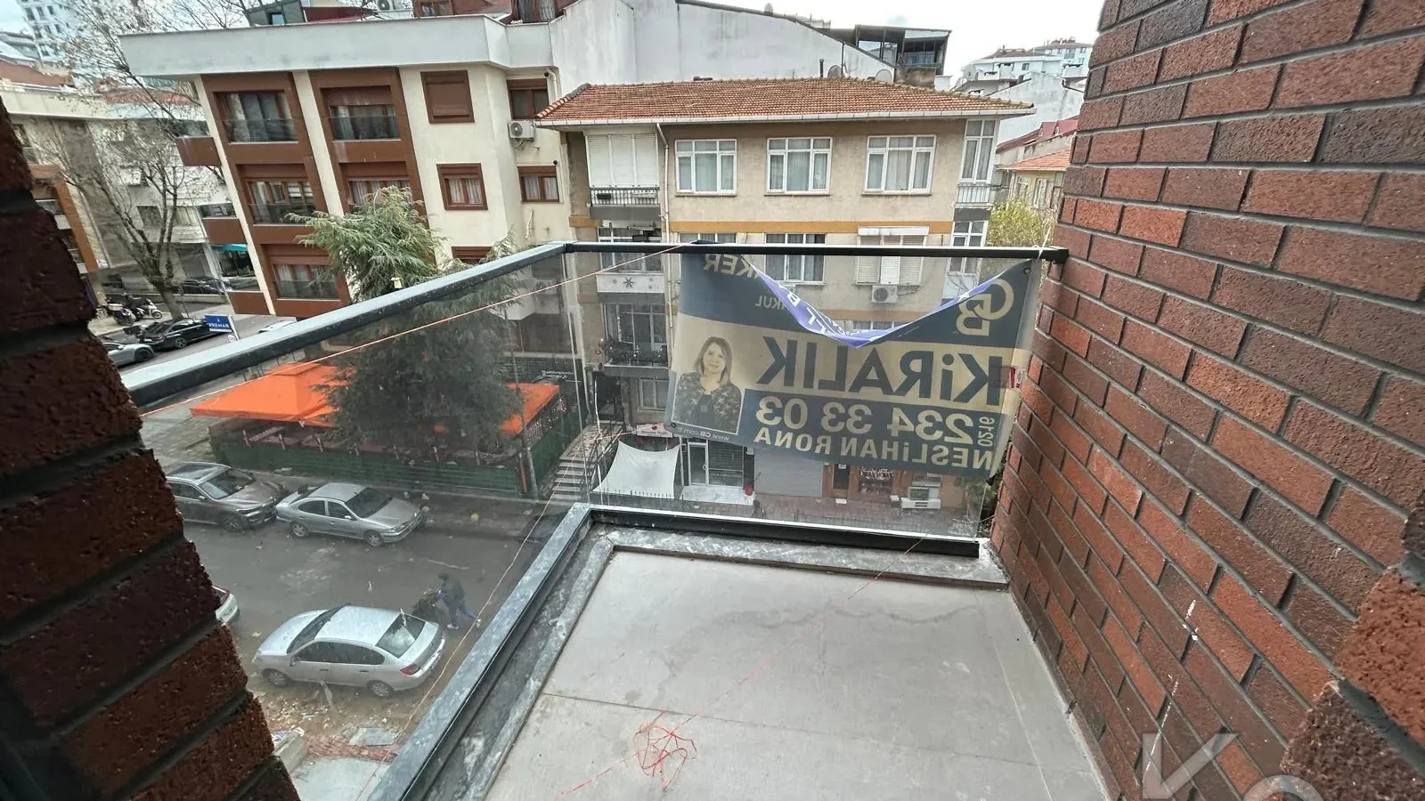 Laci̇vert Cadde Suadi̇ye Sifir 73m² Net 2+1