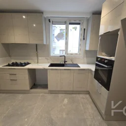 Laci̇vert Cadde Caddebostan Sifir Balkonlu 3+1 105m² Dai̇re