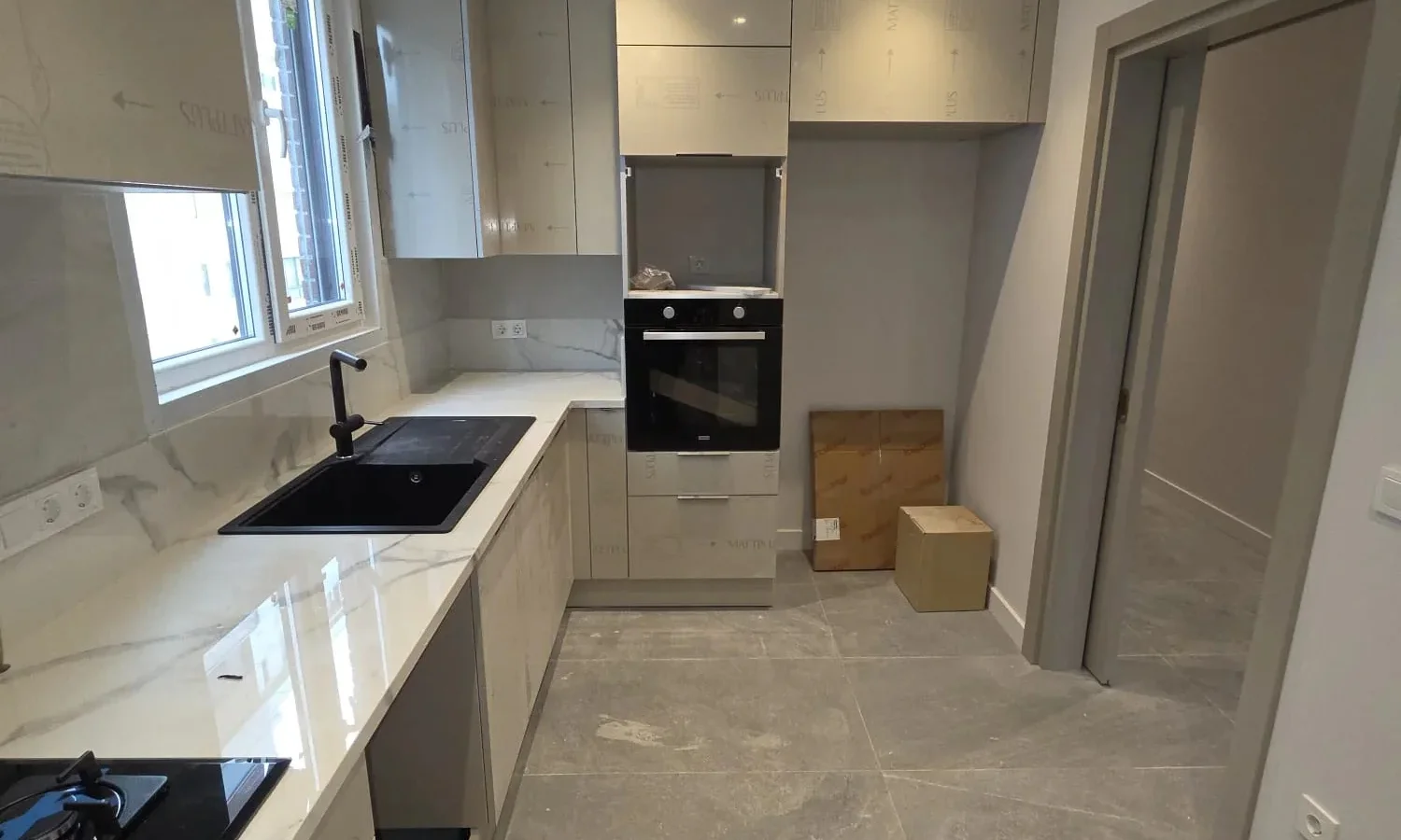 Laci̇vert Cadde Caddebostan Sifir Balkonlu 3+1 105m² Dai̇re