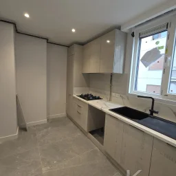 Laci̇vert Cadde Caddebostan Sifir Balkonlu 3+1 105m² Dai̇re
