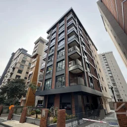 Laci̇vert Cadde Caddebostan Sifir Balkonlu 3+1 105m² Dai̇re