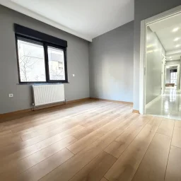 Caddebostan Sahil Ve Bağdat Caddesi Arasında 2+1 Satılık Daire