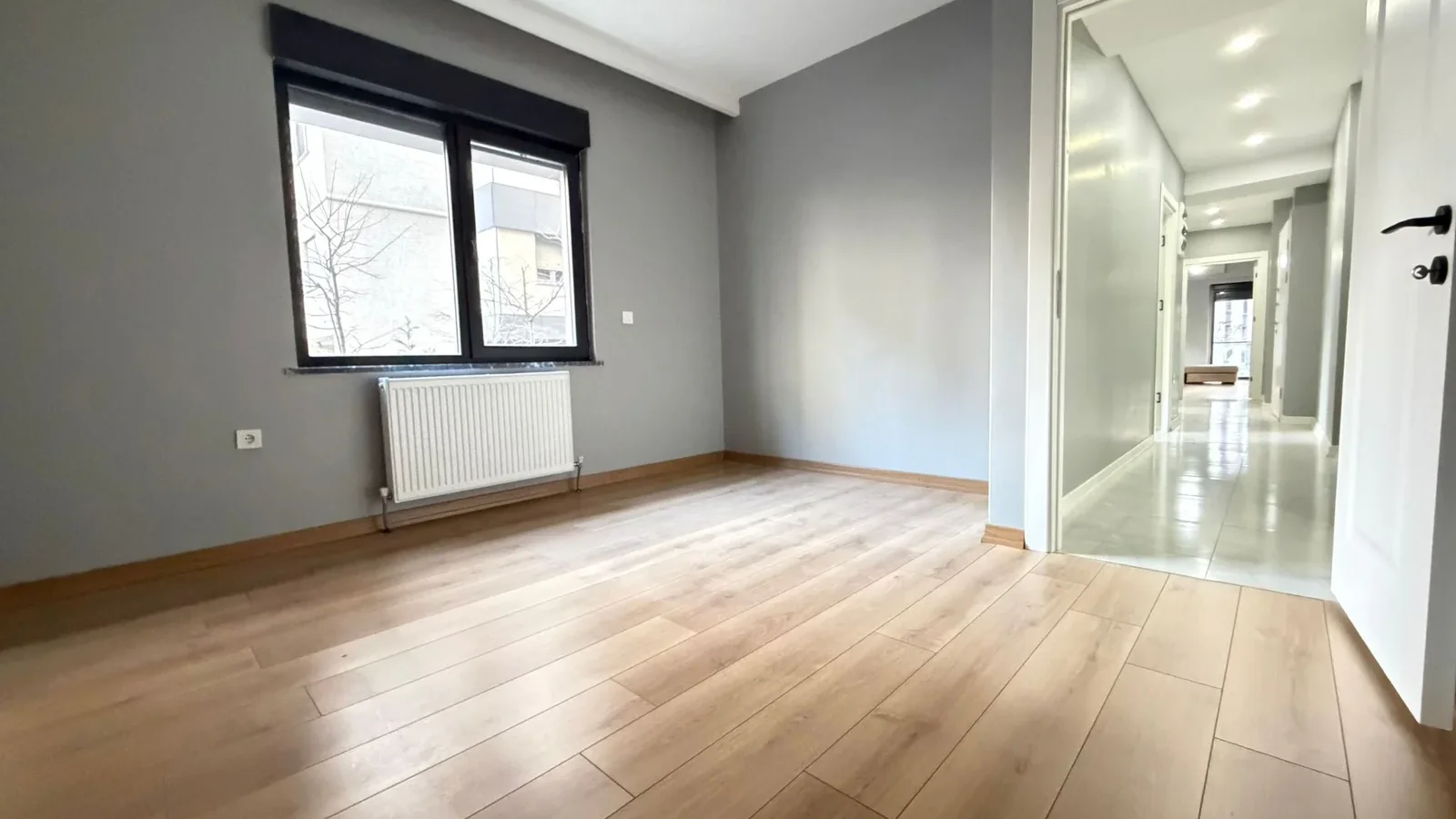 Caddebostan Sahil Ve Bağdat Caddesi Arasında 2+1 Satılık Daire