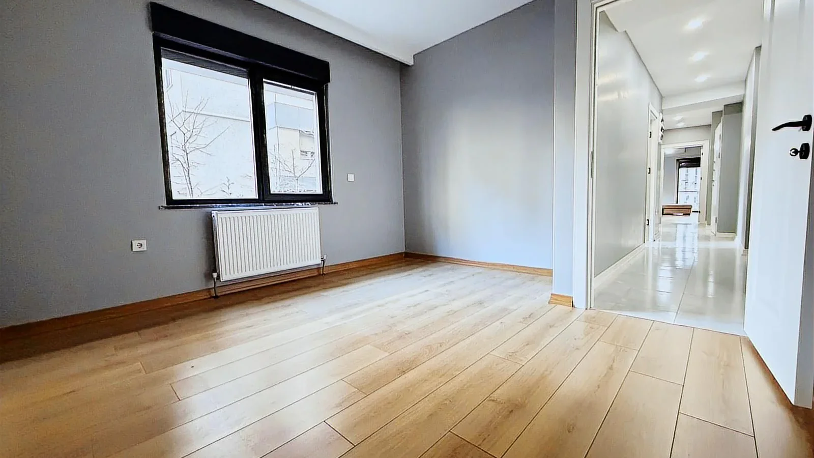 Caddebostan Sahil Ve Bağdat Caddesi Arasında 2+1 Satılık Daire