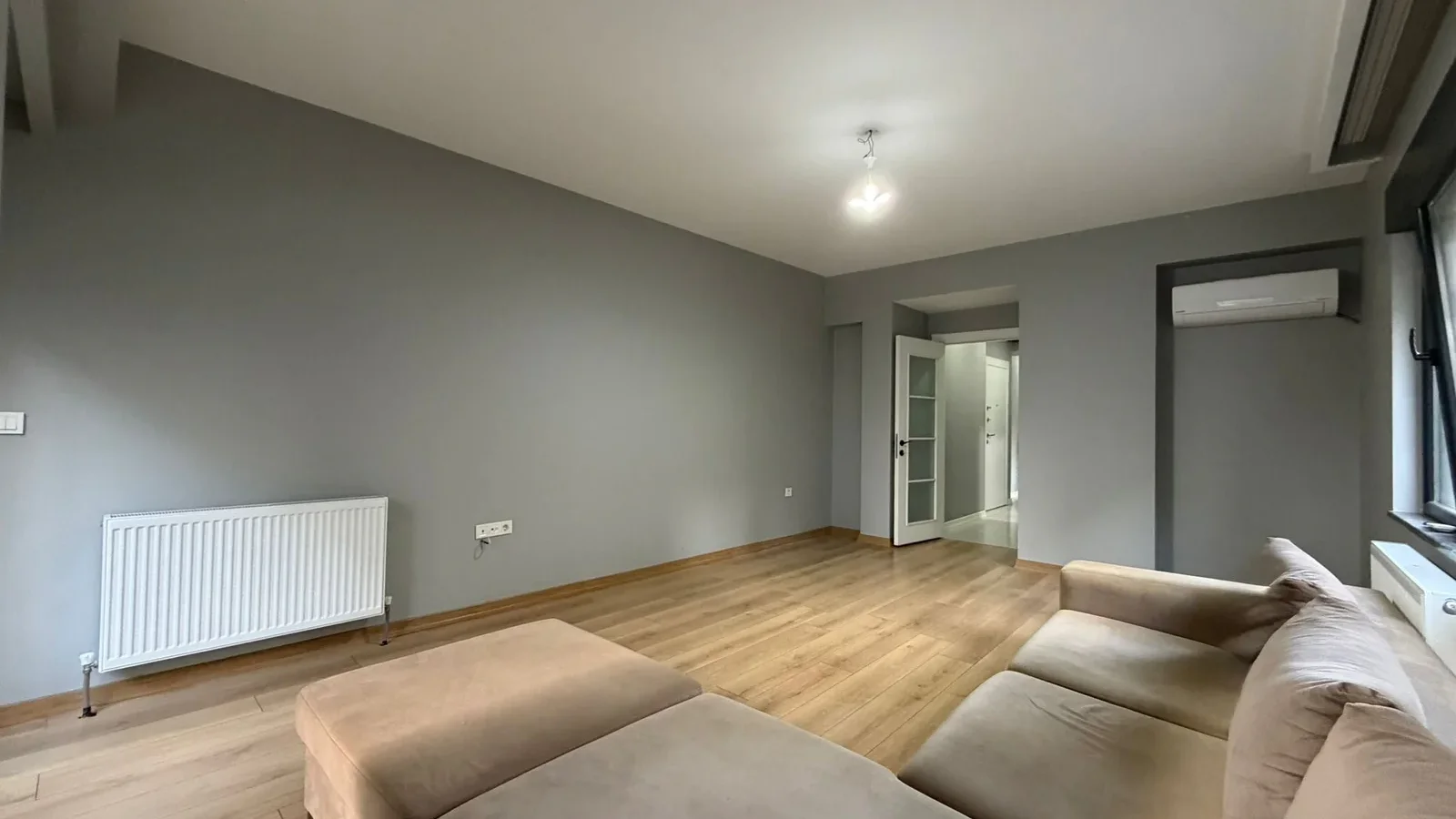 Caddebostan Sahil Ve Bağdat Caddesi Arasında 2+1 Satılık Daire