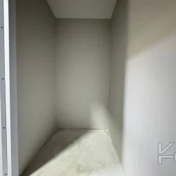 Laci̇vert Cadde Kozyataği Yatirimlik/oturumluk Firsat 52m²net 1+1