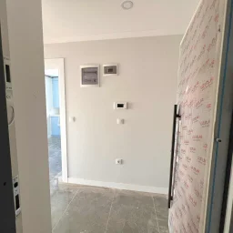 Taşınmaya Hazır-deniz Manzaralı, 34 M² Salon, Balkonlu 3+1 Daire