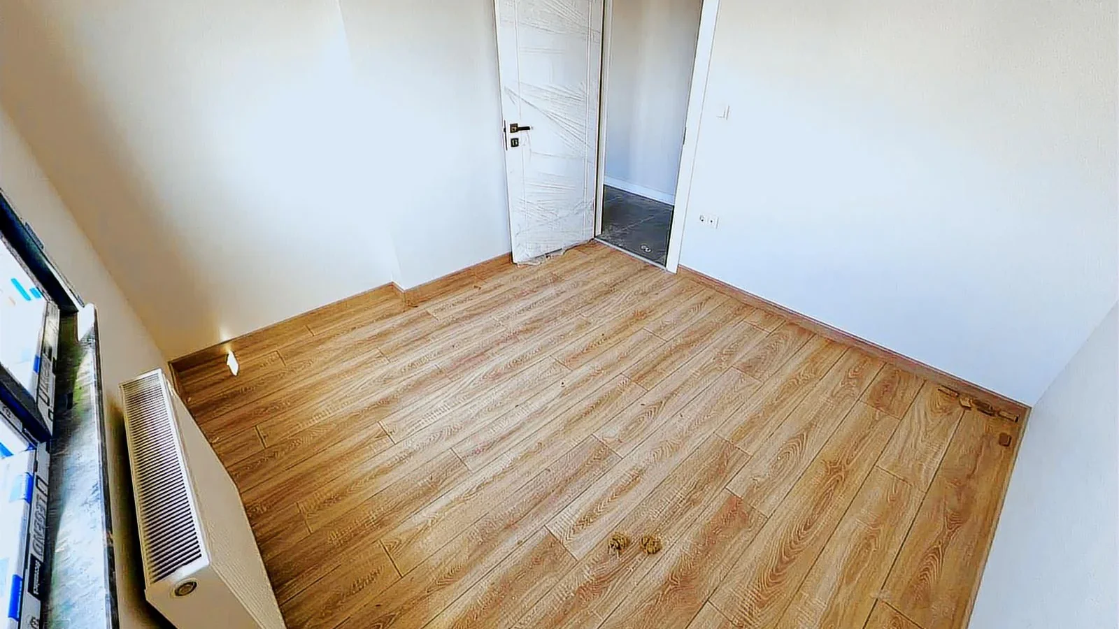 Taşınmaya Hazır-deniz Manzaralı, 34 M² Salon, Balkonlu 3+1 Daire