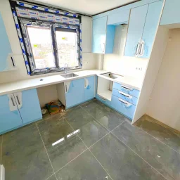 Taşınmaya Hazır-deniz Manzaralı, 34 M² Salon, Balkonlu 3+1 Daire