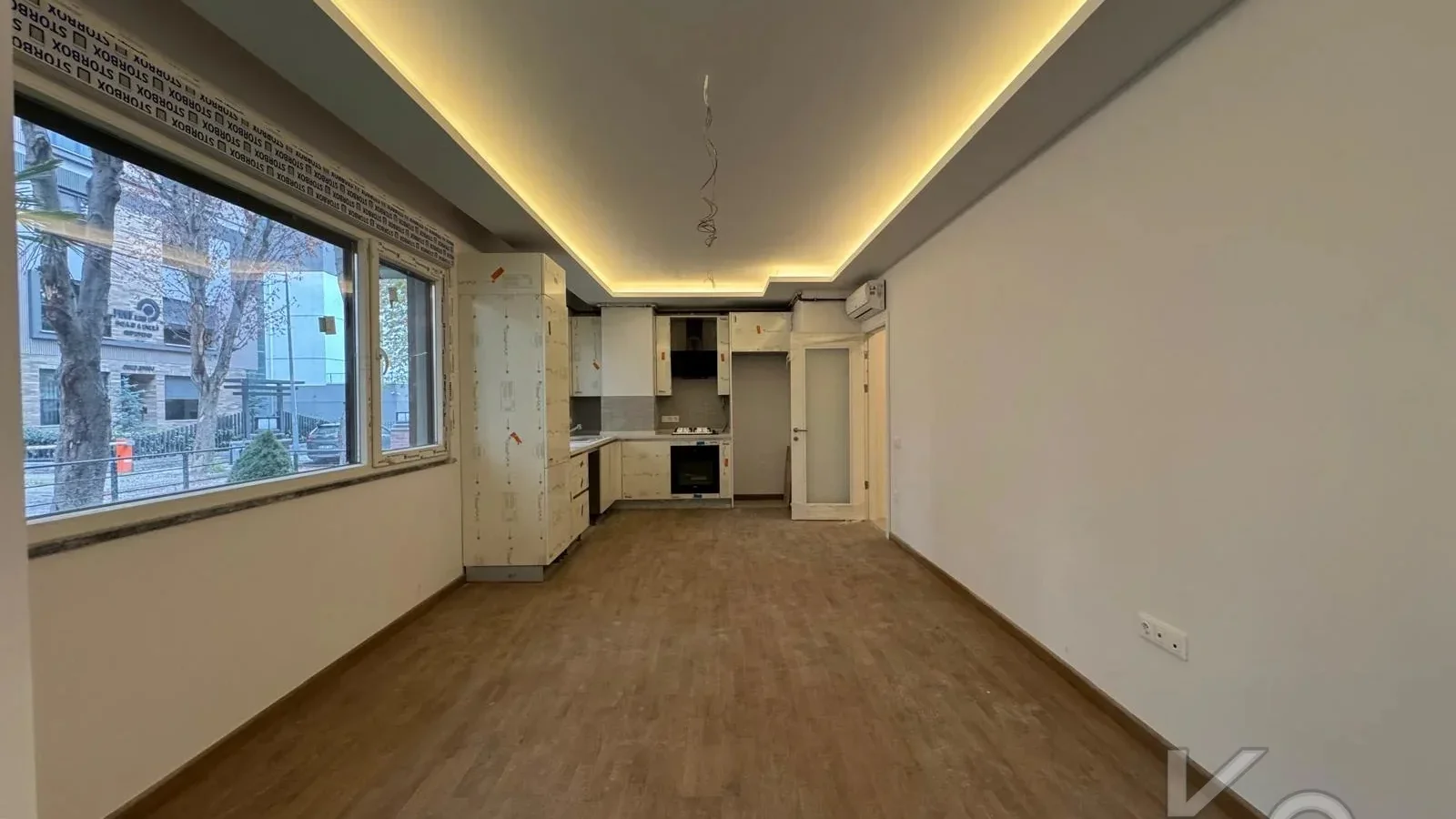 Laci̇vert Cadde Tek Yetki̇li̇ Bağdat Cad. 2. Paraleli̇ 115 M² 3+1