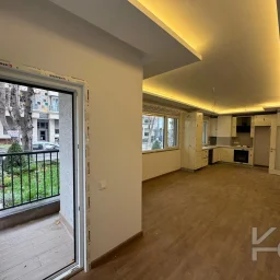 Laci̇vert Cadde Tek Yetki̇li̇ Bağdat Cad. 2. Paraleli̇ 115 M² 3+1