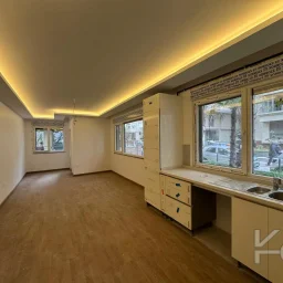 Laci̇vert Cadde Tek Yetki̇li̇ Bağdat Cad. 2. Paraleli̇ 115 M² 3+1