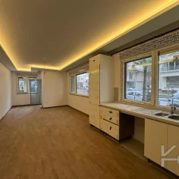 Laci̇vert Cadde Tek Yetki̇li̇ Bağdat Cad. 2. Paraleli̇ 115 M² 3+1