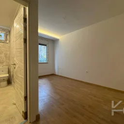Laci̇vert Cadde Tek Yetki̇li̇ Bağdat Cad. 2. Paraleli̇ 115 M² 3+1