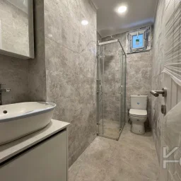 Laci̇vert Cadde Tek Yetki̇li̇ Bağdat Cad. 2. Paraleli̇ 115 M² 3+1
