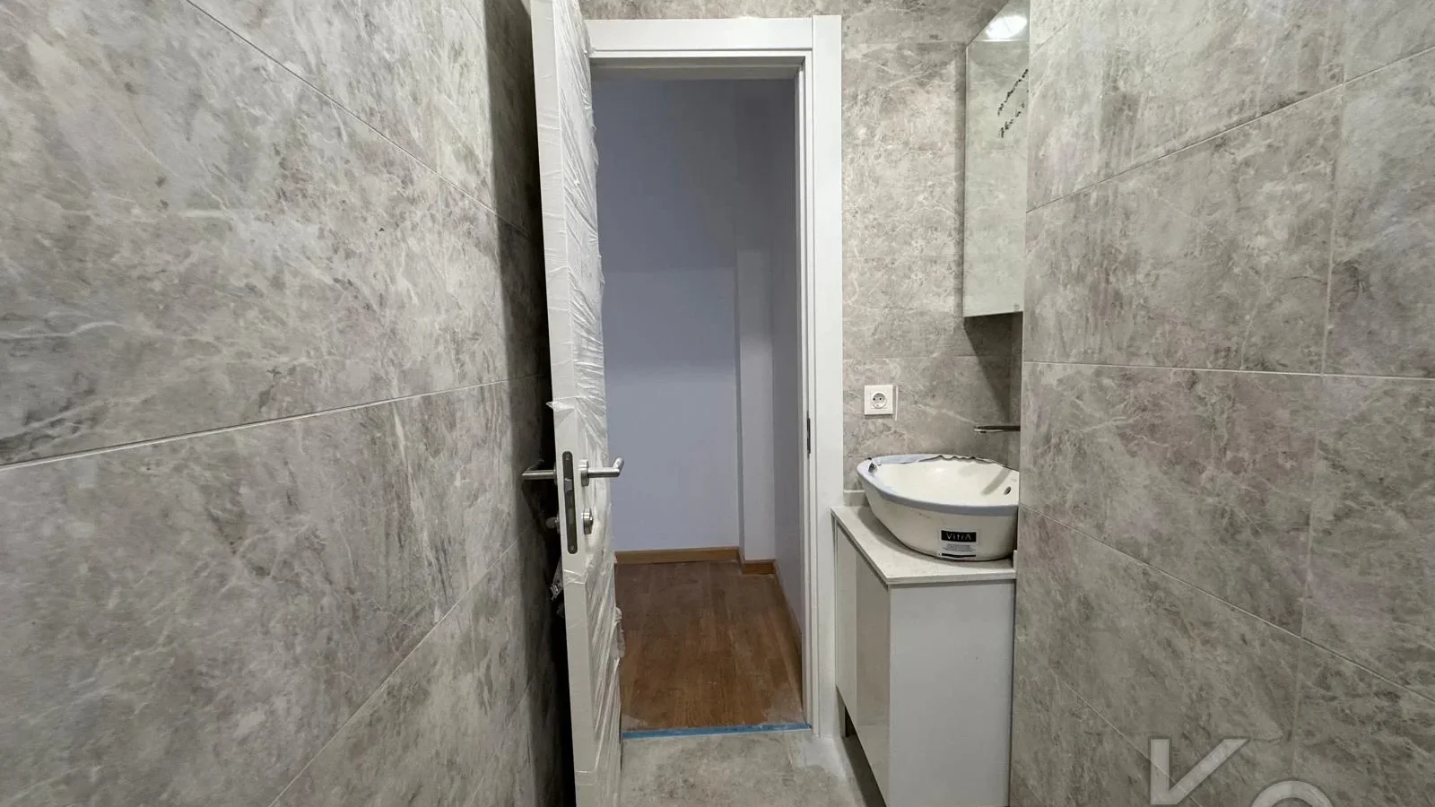 Laci̇vert Cadde Tek Yetki̇li̇ Bağdat Cad. 2. Paraleli̇ 115 M² 3+1