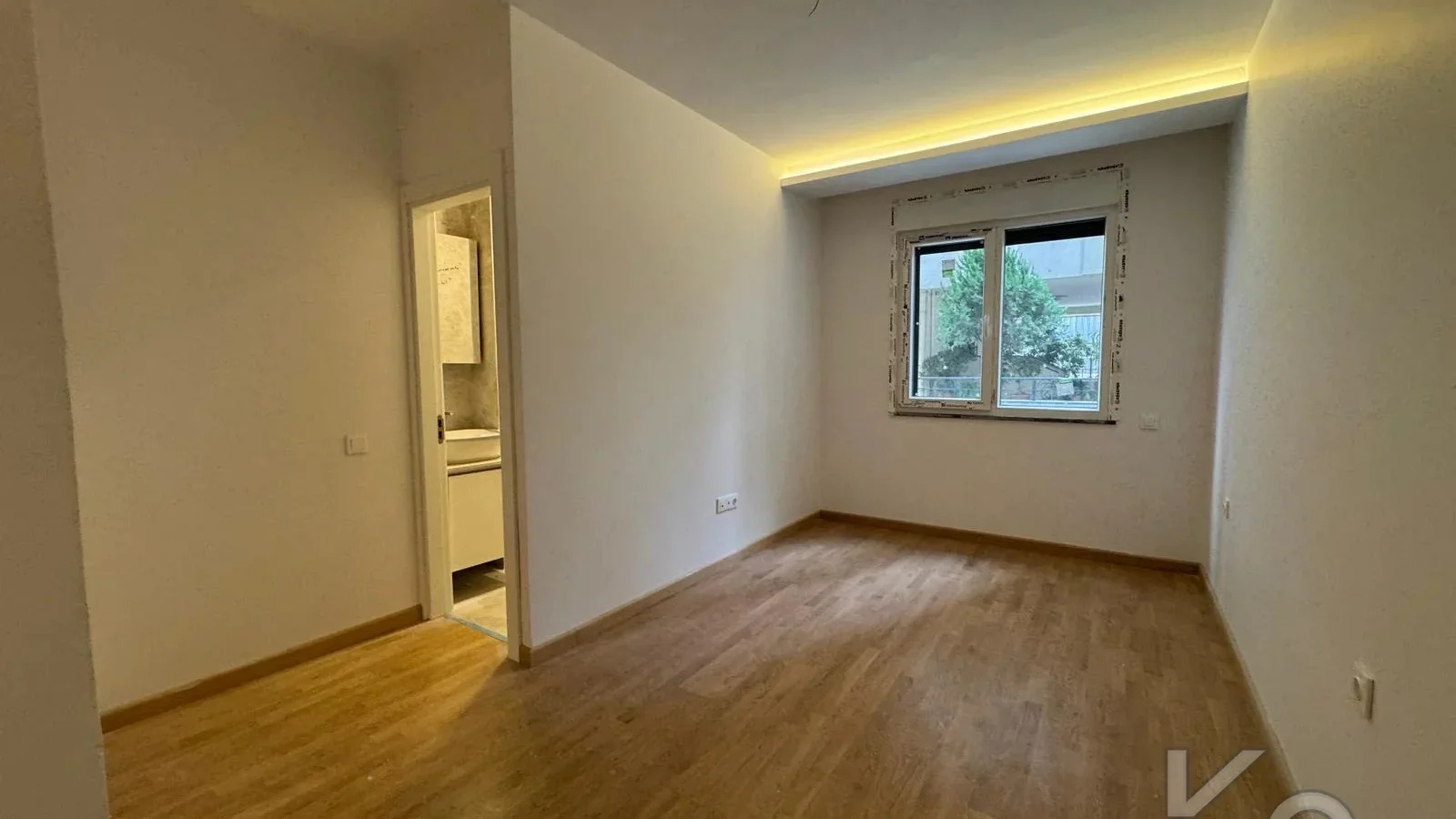 Laci̇vert Cadde Tek Yetki̇li̇ Bağdat Cad. 2. Paraleli̇ 115 M² 3+1