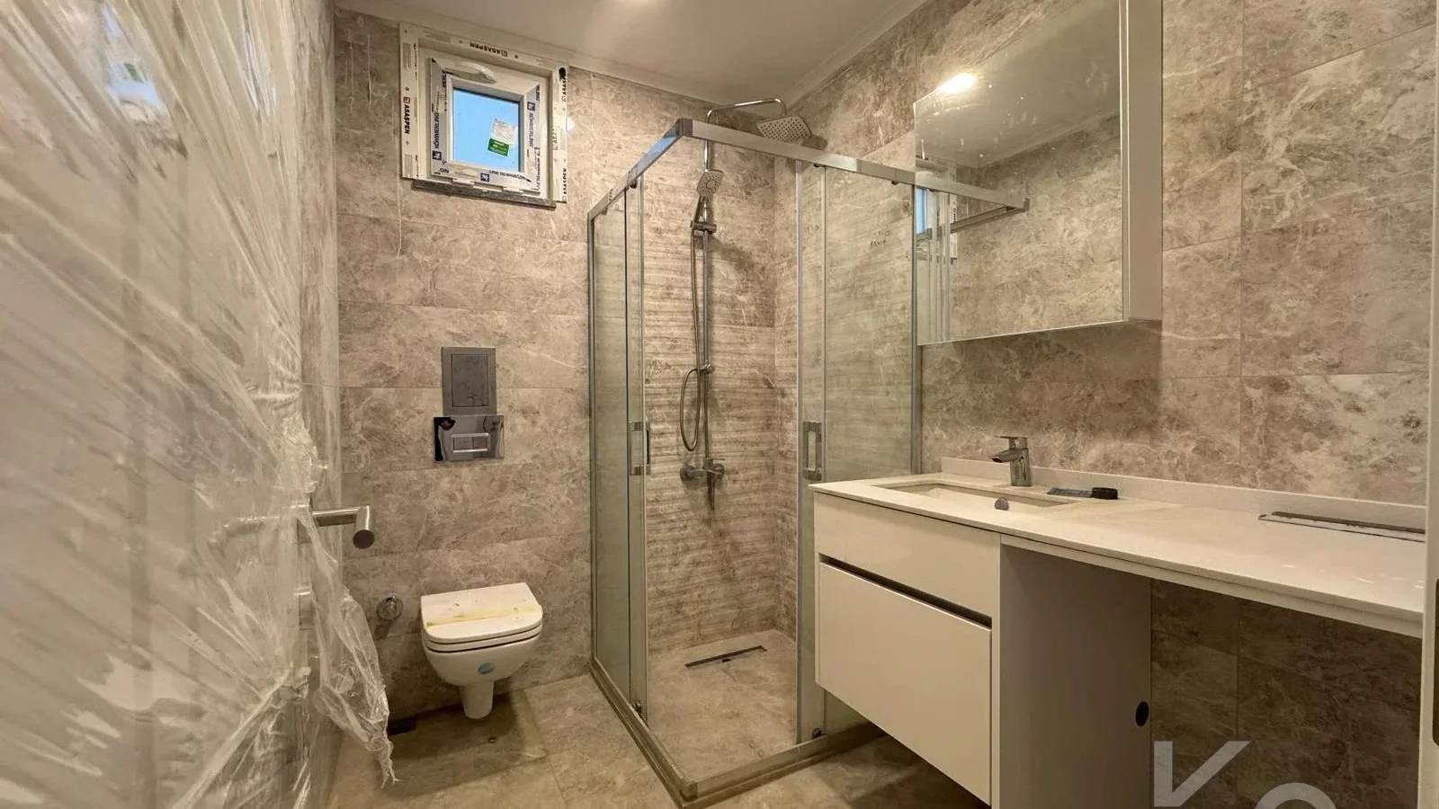 Laci̇vert Cadde Tek Yetki̇li̇ Bağdat Cad. 2. Paraleli̇ 115 M² 3+1