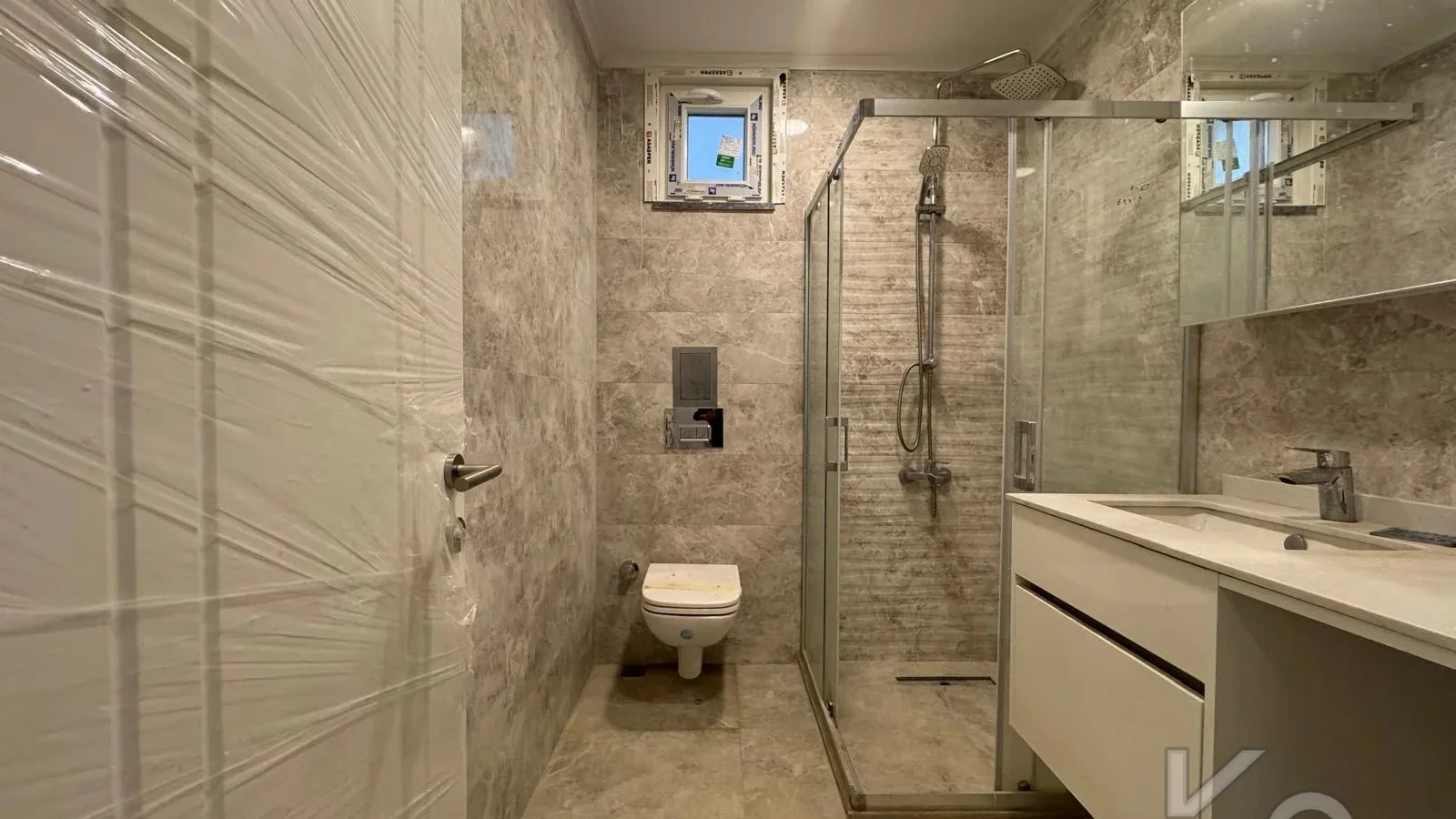 Laci̇vert Cadde Tek Yetki̇li̇ Bağdat Cad. 2. Paraleli̇ 115 M² 3+1