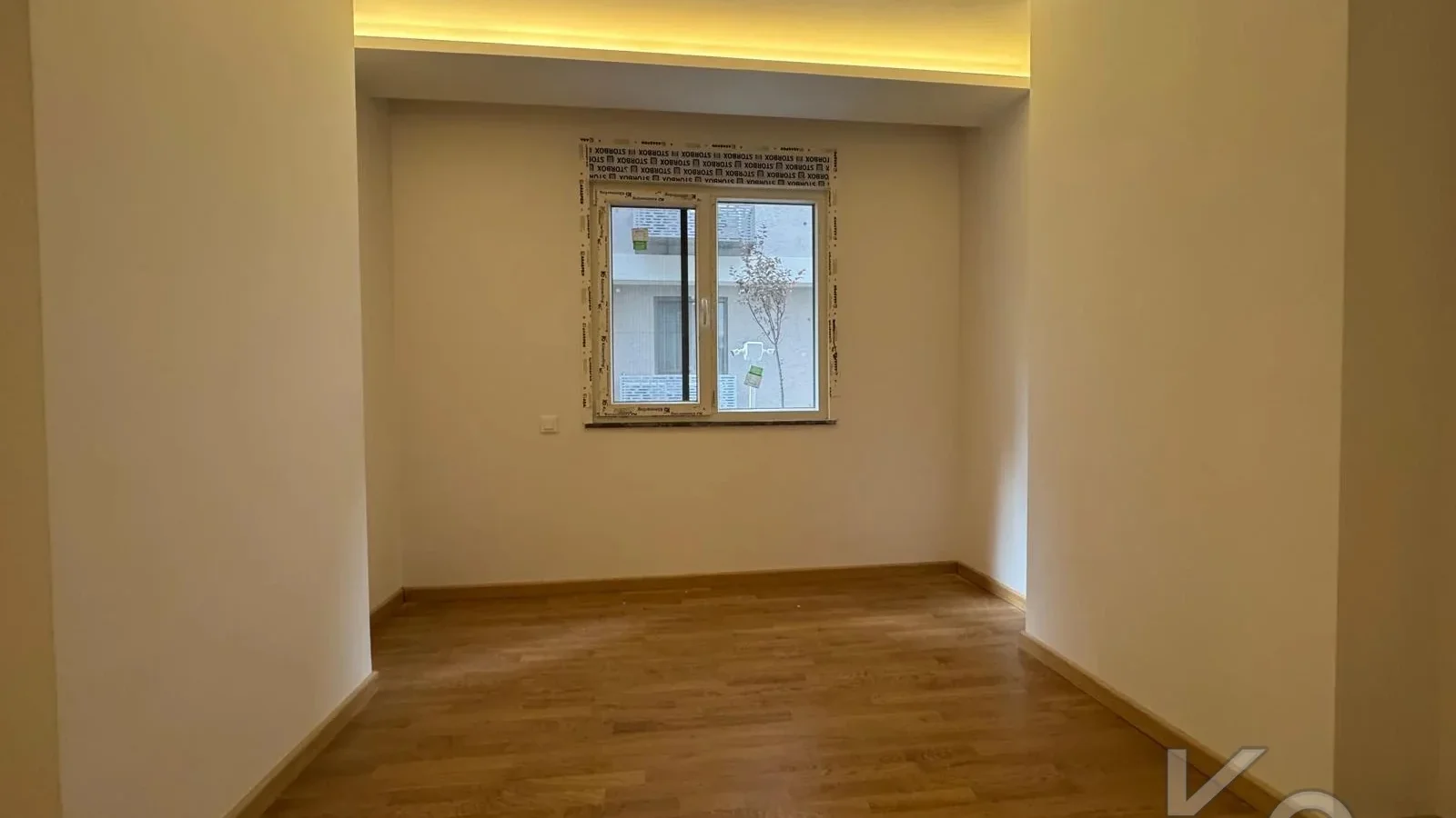 Laci̇vert Cadde Tek Yetki̇li̇ Bağdat Cad. 2. Paraleli̇ 115 M² 3+1