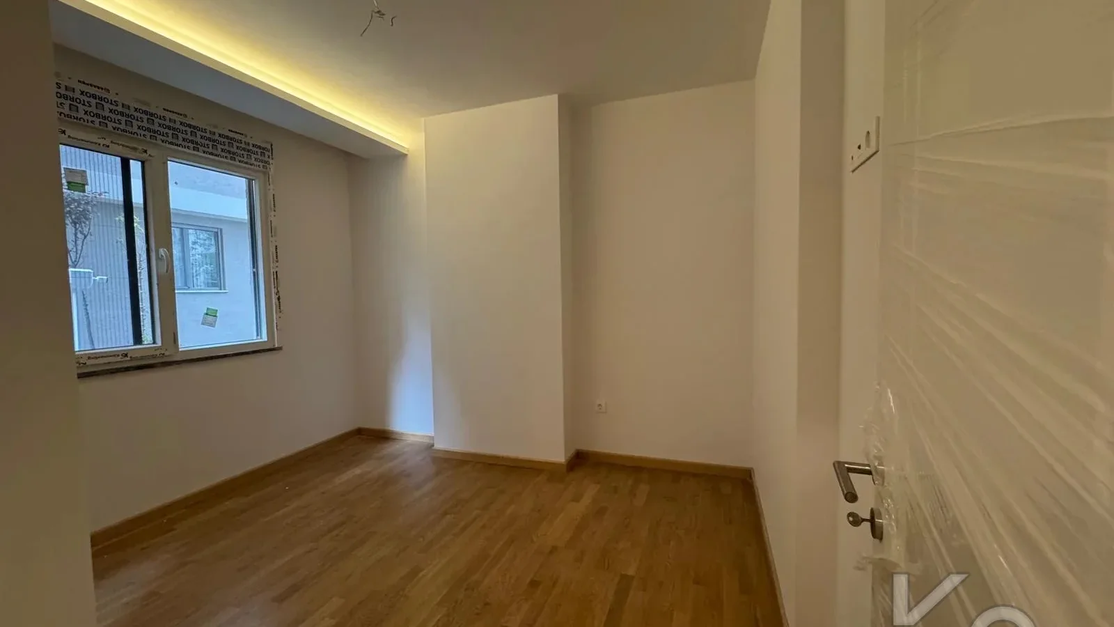Laci̇vert Cadde Tek Yetki̇li̇ Bağdat Cad. 2. Paraleli̇ 115 M² 3+1
