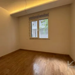 Laci̇vert Cadde Tek Yetki̇li̇ Bağdat Cad. 2. Paraleli̇ 115 M² 3+1