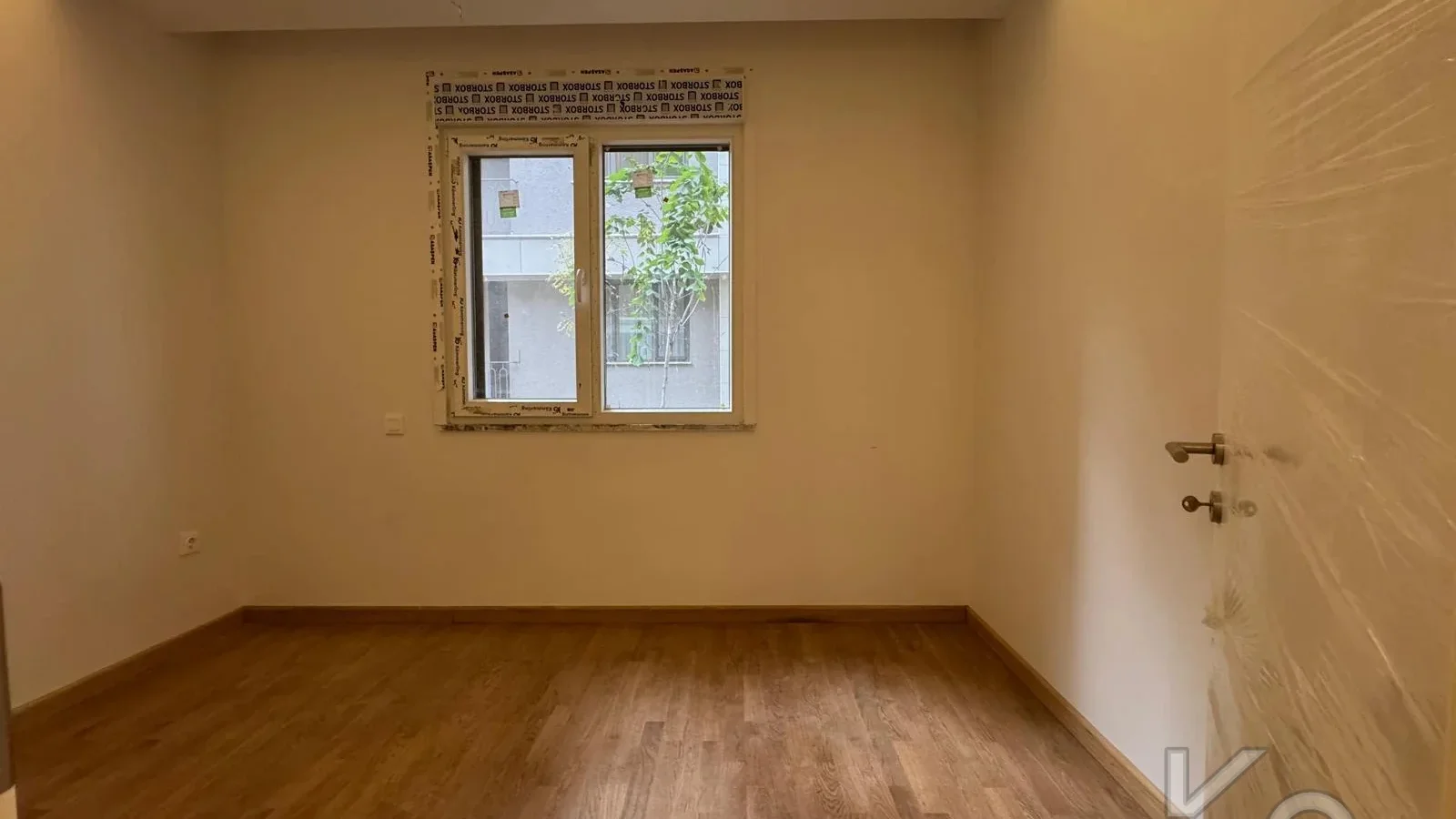 Laci̇vert Cadde Tek Yetki̇li̇ Bağdat Cad. 2. Paraleli̇ 115 M² 3+1