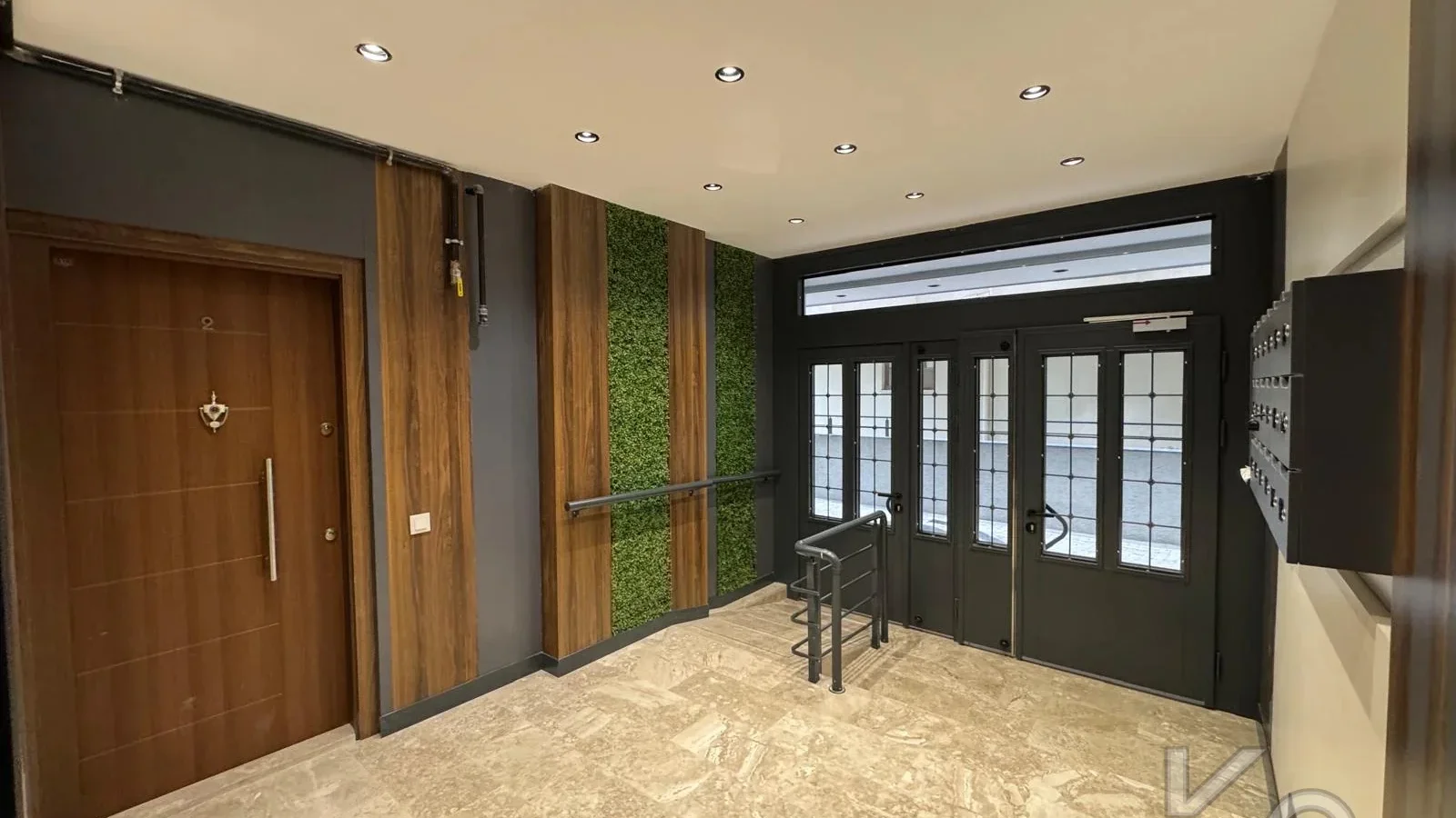 Laci̇vert Cadde Tek Yetki̇li̇ Bağdat Cad. 2. Paraleli̇ 115 M² 3+1