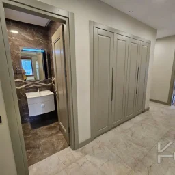 Laci̇vert Cadde Sahi̇lde Presti̇jli̇ 2+1 Balkonlu Boş Dai̇re